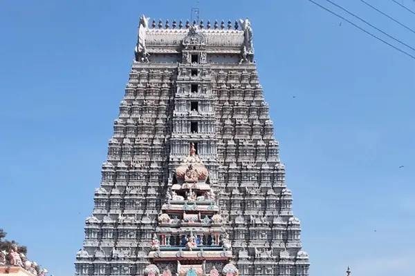Thirumanjana Gopuram South